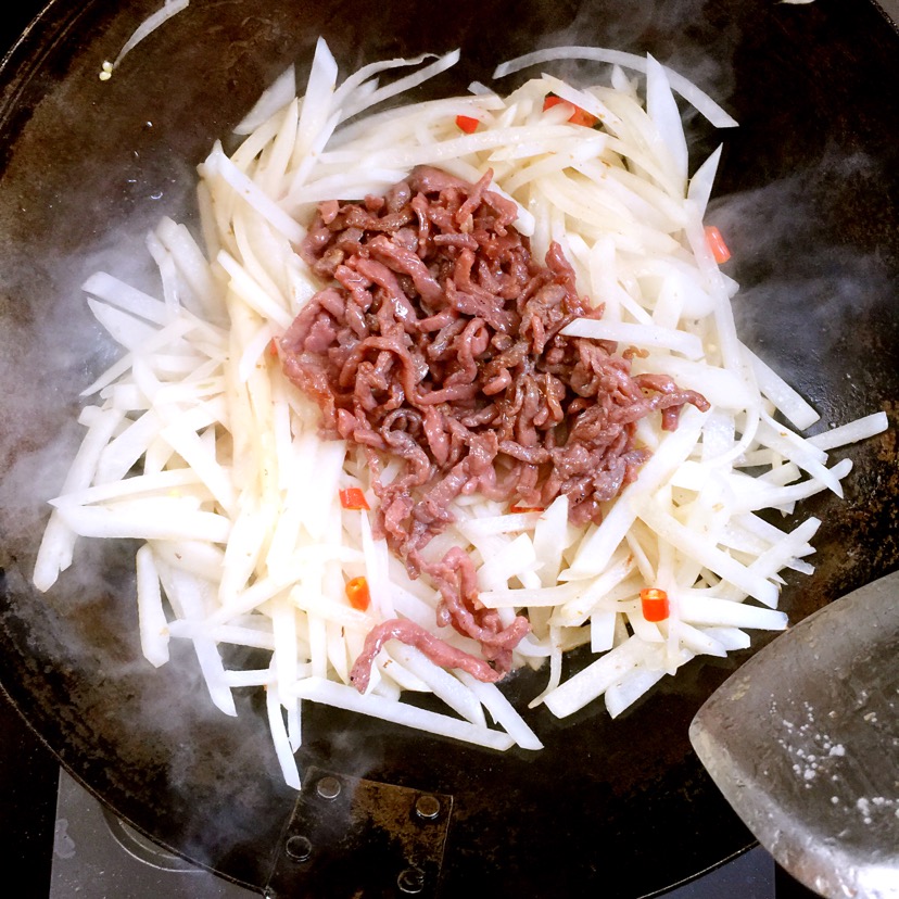 牛肉萝卜丝烹饪指南，家常美食的制作方法